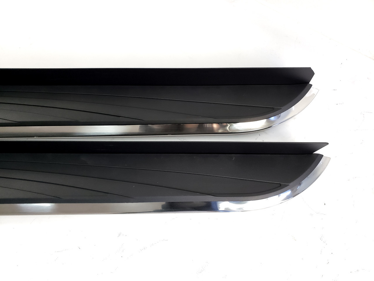 Боковые подножки ( пороги ) на Lexus NX 2014-2017 год - фото 5 - id-p2032196418