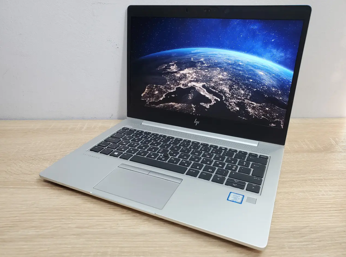 Ноутбук HP EliteBook 830 G5, ноутбуки із шаю i5-8th/8 ГБ DDR4/SSD 256ГБ/13.3" Full HD IPS надійний ноутбук