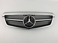 Решетка радиатора на Mercedes E-Class W212 2009-2013 год AMG стиль ( Серая с черными вставками )