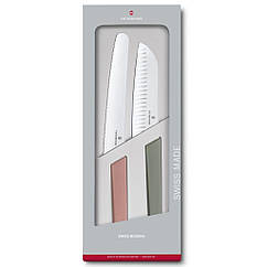 Набір ножів Victorinox Swiss Modern Santoku + Хлібний Red/Green (6.9096.22G)