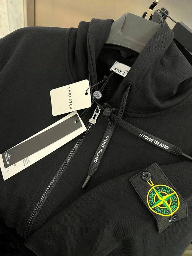 Мужской спортивный костюм Stone Island