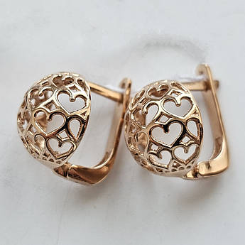 Сережки золоті об'ємні класичні ажурні з сердечками англійська застібка