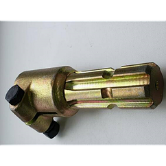 Перехідник ВВП карданного валу 21х8 з фіксатором