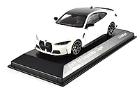 Коллекционная модель авто 1/43 BMW M4 Competition Coupe White 2020 Minichamps Limited 1 of 624 pcs.