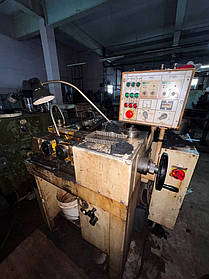 UPW 8 — Резьбонакатний станок