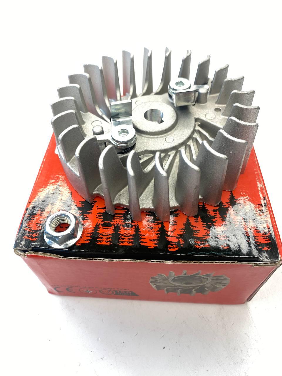 Маховик для бензопили GL 45/52/58 метал собачки Winzor Pro seria, фото 1