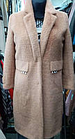 Пальто женское альпака бежевого цвета