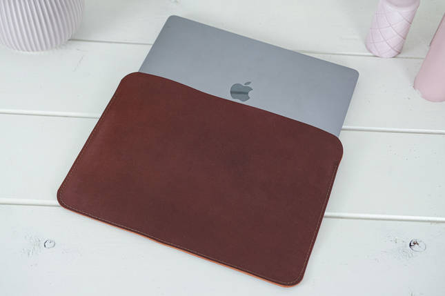 Шкіряний чохол для MacBook Air 13" (2018-2021) Дизайн №2 з повстю, шкіра італійський Краст, колір Вишня, фото 1