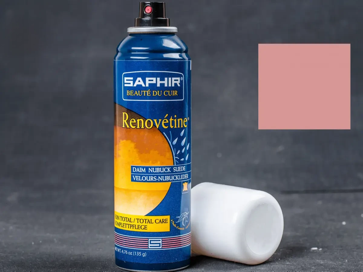 Аерозоль-фарба пастельно-рожевий для замші Saphir Renovetine 200 мл