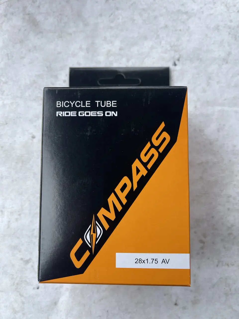 Камера вело 28X1.75 (COMPASS), A/V (Сірія К20) бутил (коробка) (50 шт.)