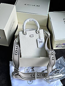 Жіноча Сумка Coach Tote16 With Signature Canvas Chalk Premium