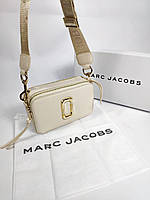 Женская сумка Marc Jacobs The Snapshot Beige Gold (светло-бежевая) молодёжная стильная сумочка S58 house
