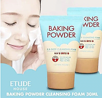 Пінка для вмивання 3 в 1  Etude House Baking Powder BB Deep Cleansing Foam 30 мл