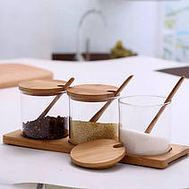 Набір скляних банок з дерев'яними ложками на бамбуковій підставці, фото 3