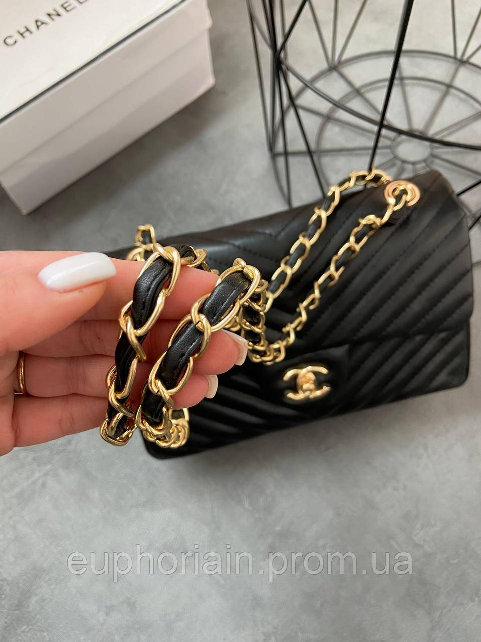Женский сумка из эко-кожи Chanel Black / Шанель черная на плечо сумочка женская кожаная стильная брендовая - фото 3 - id-p2033336661