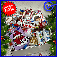 Новогодний подарочный набор для взрослых с шоколадными батончиками и печеньем, подарки с киндер сюрпризами