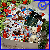 Оригінальний новорічний подарунковий набір із іграшкою та смаколиками, подарунковий набір із печивом і шоколадками