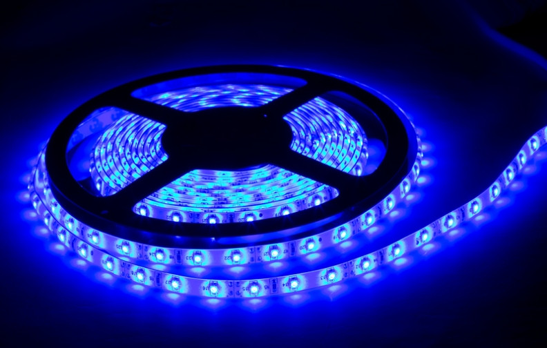 Світлодіодна Led-стрічка SMD 3528 на 60 діодів в 1 метрі, 5 Вт/1м, синій колір, герметична, фото 1