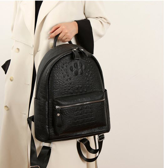 Стильний міський рюкзак під крокодил