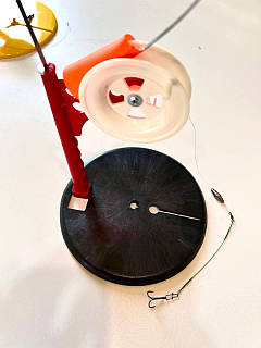 Оригінальна Жерлиця для зимової риболовлі оснащена, Жерлиця зимова кругла пластикова (щуковка)