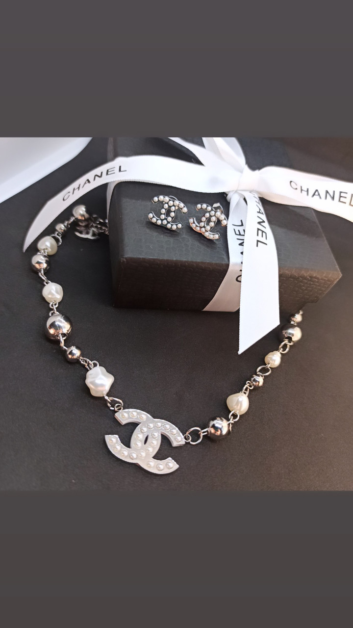 Набір прикрас Шанель в упаковці Кольє та сережки з перлинами