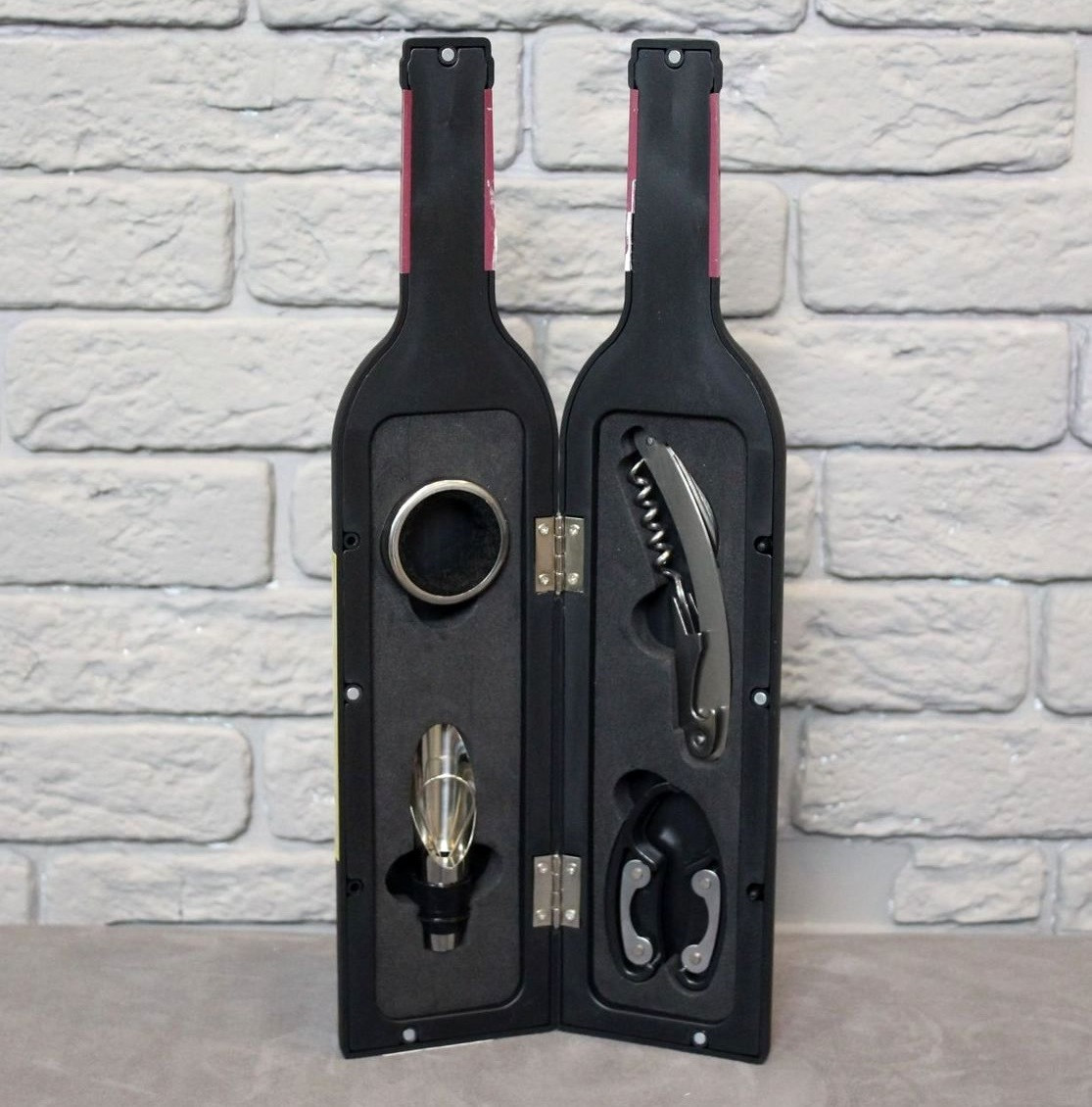 Подарунковий набір аксесуарів для вина у вигляді пляшки "Набір сомельє" з 4 аксесуарів висота 33 см, фото 1