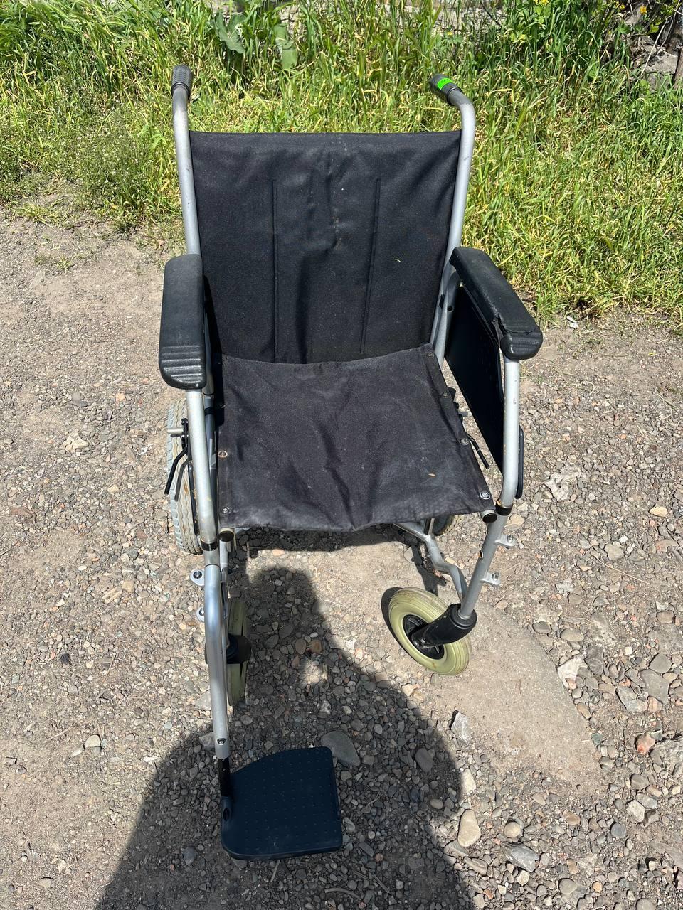 Інвалідний візок для дорослих, Німеччина Meyra б.у. з однією ніжкою - фото 1 - id-p2033875697