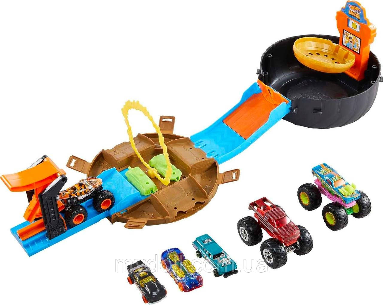 Ігровий набір Хот Вілс Трюки в шині серії Hot Wheels Monster Trucks Stunt Tire Play Set HHY74 Оригінал