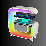Нічник з бездротовою зарядкою годинником та 15W G 3 акумуляторний RGB світильник колонка радіо, фото 10