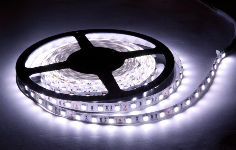 Світлодіодна Led-стрічка SMD 5050 на 60 діодів в 1 метрі, 14,4 Вт/1м, білий холодний колір, не герметична, фото 1