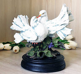 Фігура пара голубів 25*25*17 см СП303 кол