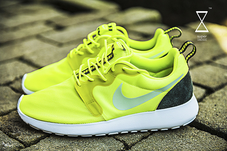 Adidas flux vs nike roshe 2025