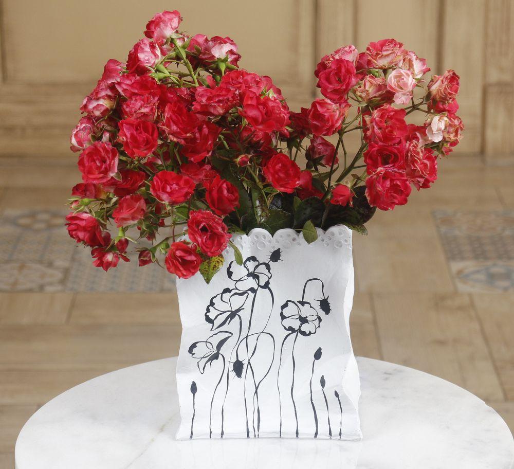 Кількість: Ваза Маки білі коричневі полістоун 18 см. СП516-5