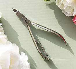 Кусачки манікюрні для кутикули із пружиною 84А97.