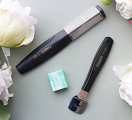 Набір педикюрний: терка та верстат + 5 лез S061