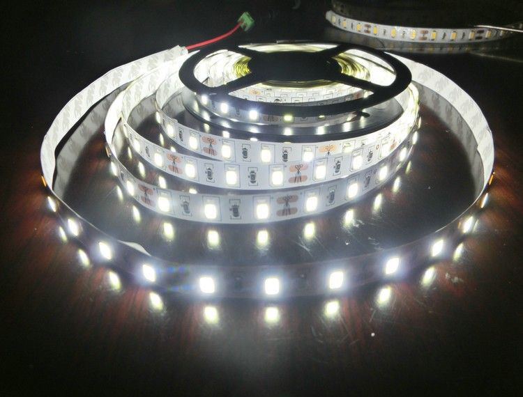 Світлодіодна Led-стрічка SMD 5630 на 60 діодів в 1 метрі, 14,4 Вт/1м, білий нейтральний колір, не герметична, фото 1