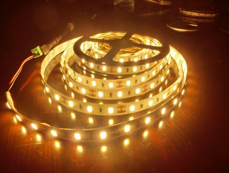 Світлодіодна Led-стрічка SMD 5630 на 60 діодів в 1 метрі, 14,4 Вт/1м, білий теплий колір, не герметична