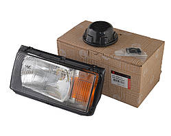 Фара ВАЗ 2107, прав., жовтий покажчик із білою смугою (Кіржач)