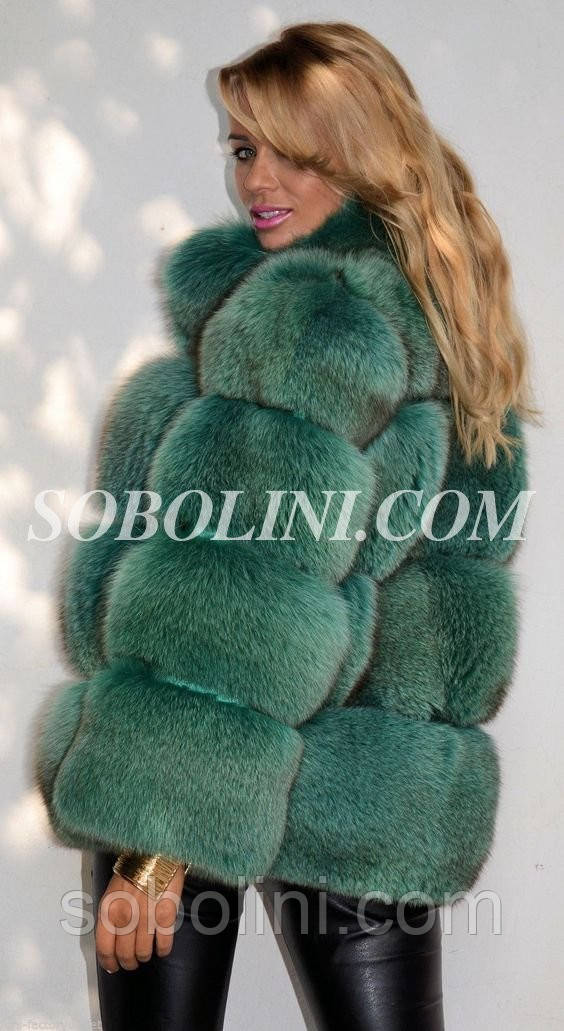 Стильный полушубок из финского песца травяного оттенка