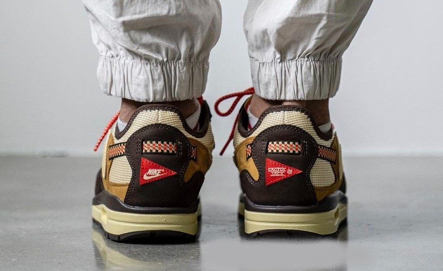 Air max mars best sale yard