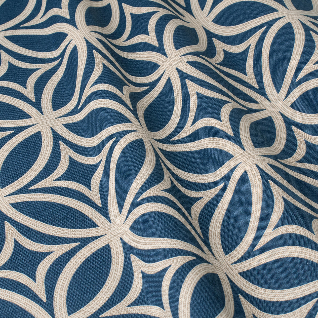 Декоративная ткань белые круги с узорами на синем фоне Турция 84588v28 - фото 1 - id-p2034687332