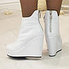 Черевики жіночі на платформі, декоровані блискавкою. Колір білий, фото 2