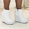 Черевики жіночі на платформі, декоровані блискавкою. Колір білий, фото 3