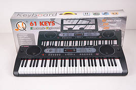 Синтезатор дитячий піаніно Синтезатор детский MQ602UFB  на батарейках,  з мікрофоном, зарядка,  86*30*9 см, короб.