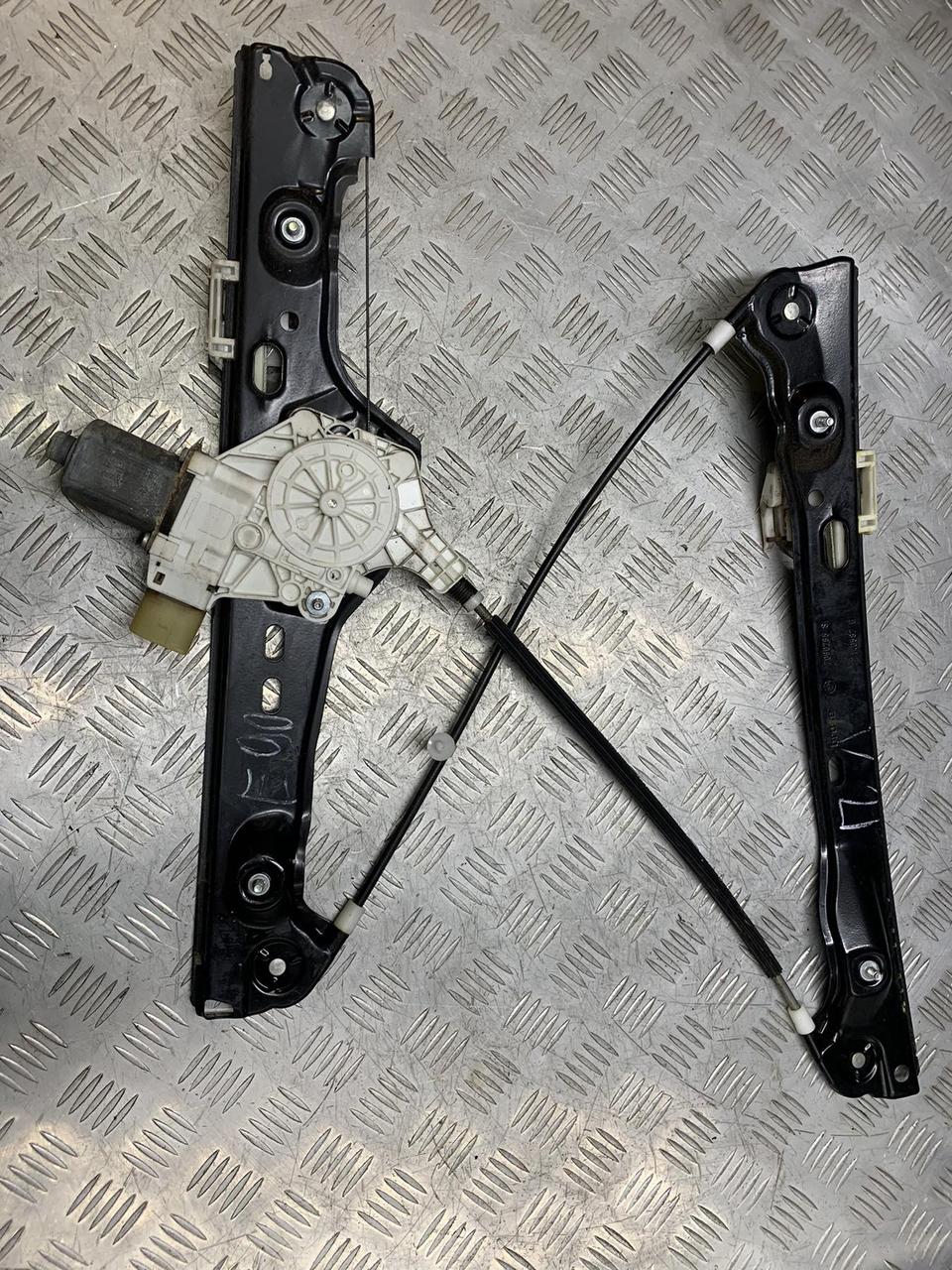 Б/В Склопідйомник Водія Передній лівий BMW 3 E90 51337140587, фото 1