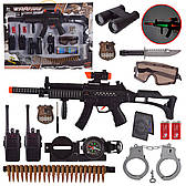 Іграшковий військовий набір для хлопчика  QR899-18A   батар. зброя+асесуари, короб. 65,5*6,*49
