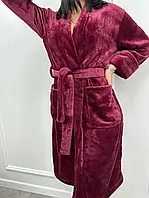 Женский домашний махровый халат до колен с карманами в расцветках