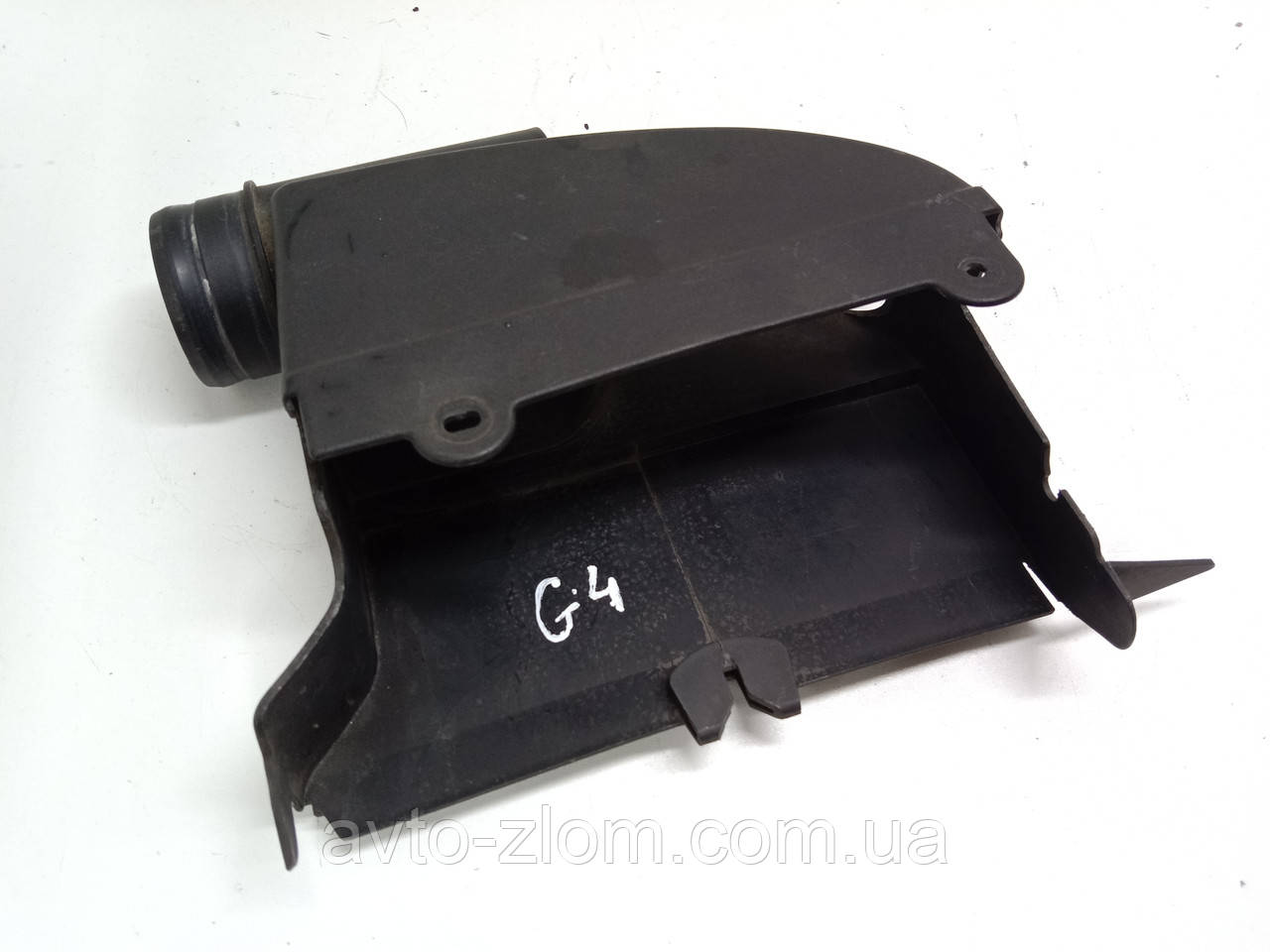 Повітрозабірник Volkswagen Golf 4, Гольф 4. 1J0805971B.