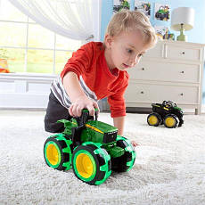 Машинка Трактор John Deere Kids Monster Treads з великими світними колесами (46434), фото 4