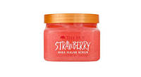 Скраб для тела с ароматом клубники Tree Hut Strawberry Sugar Scrub 510 гр